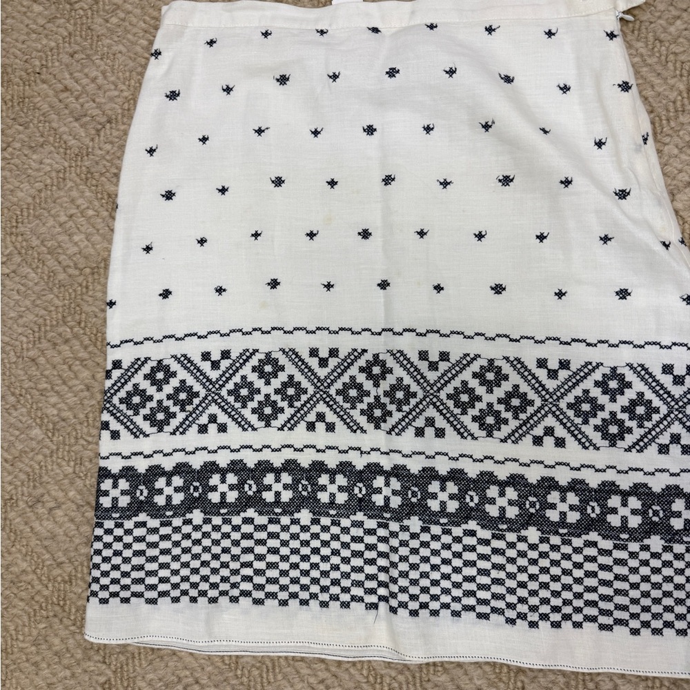 Max Studio Black and White Geometric Pencil Skirt